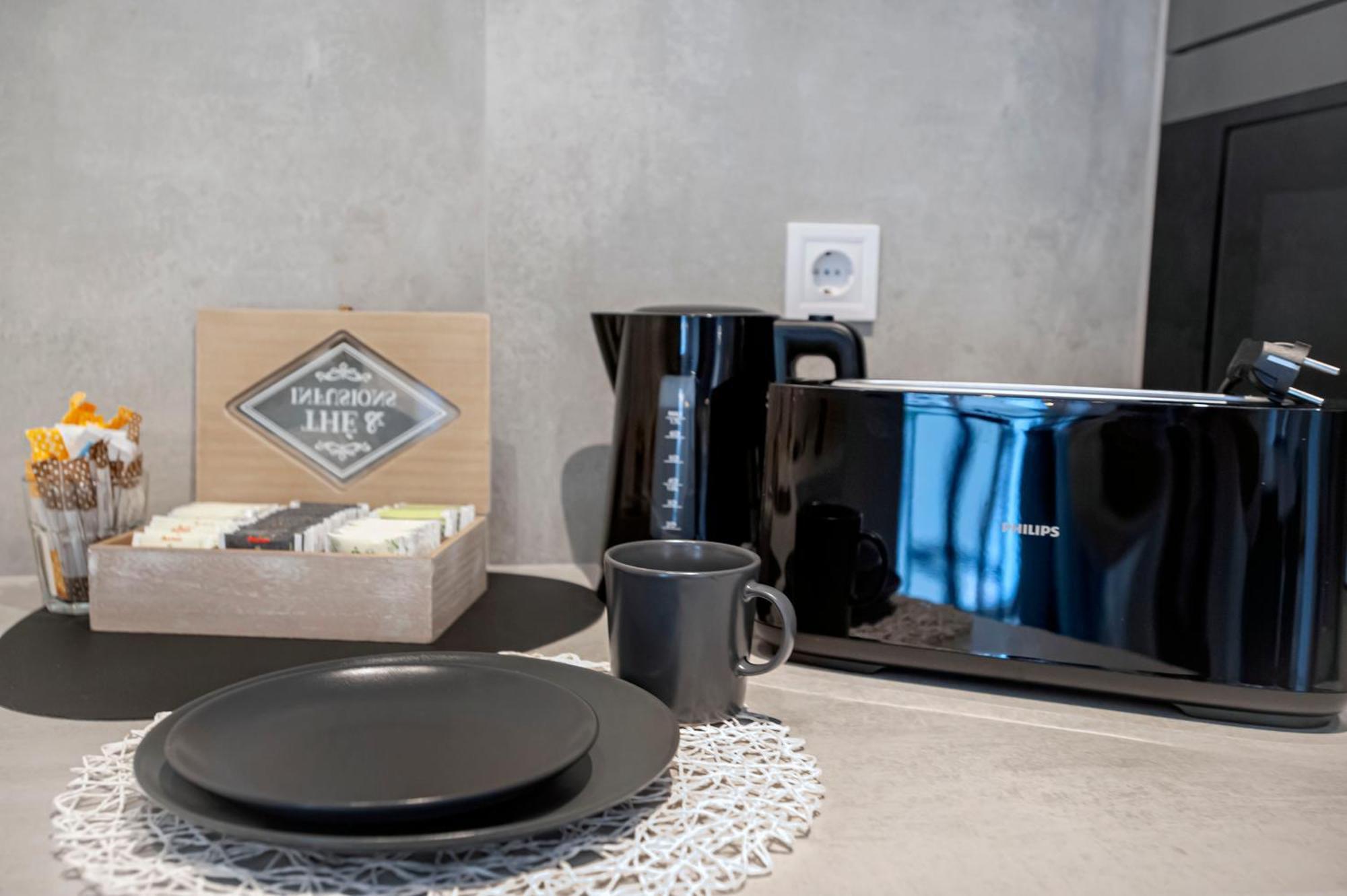 Hostel Dos Estaciones - Free Towels, Coffee & Tea, Remote Check-In Alicante Exterior foto