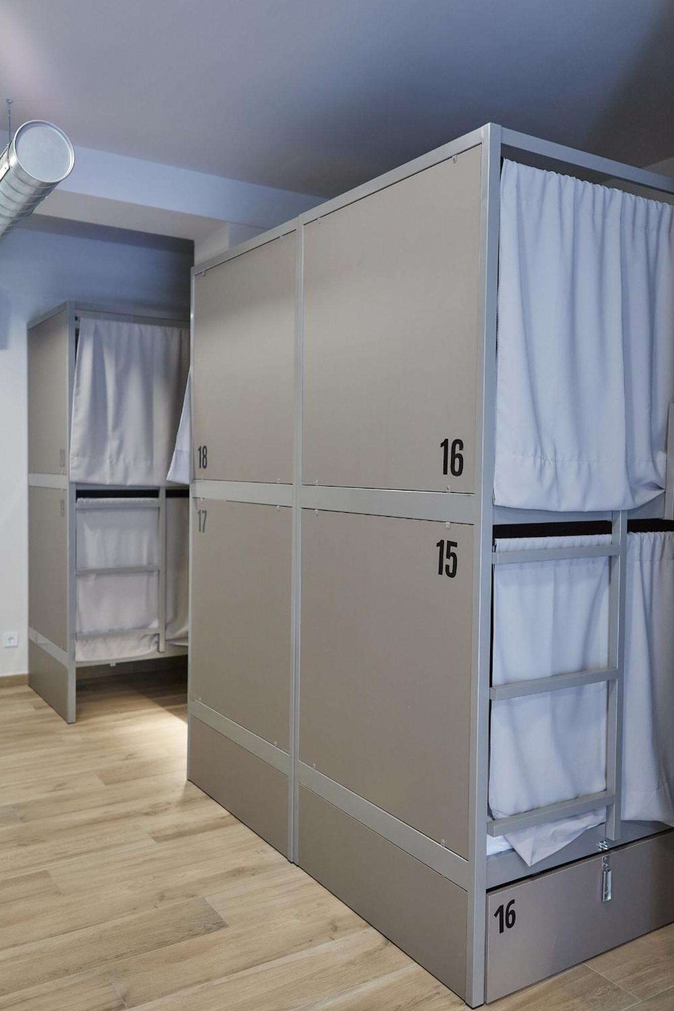 Hostel Dos Estaciones - Free Towels, Coffee & Tea, Remote Check-In Alicante Exterior foto