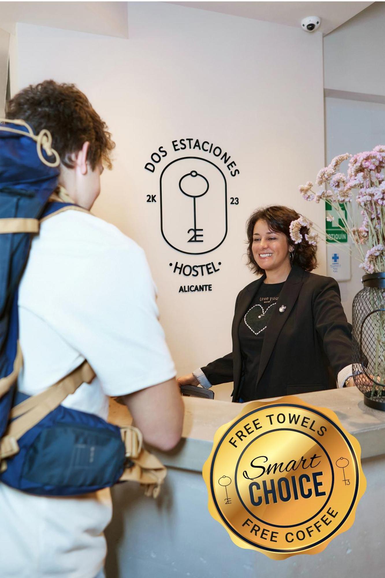 Hostel Dos Estaciones - Free Towels, Coffee & Tea, Remote Check-In Alicante Exterior foto